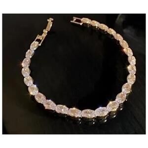 Oval tennis - Bracelet - Gold - CZs - 4mm / 7"